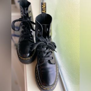 Molly Dr.Martens